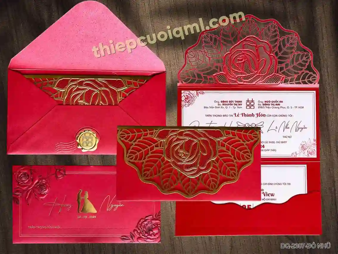 Thiệp cưới gấp 3 cao cấp bế nổi và ép kim, có bao thư 2307 DNT