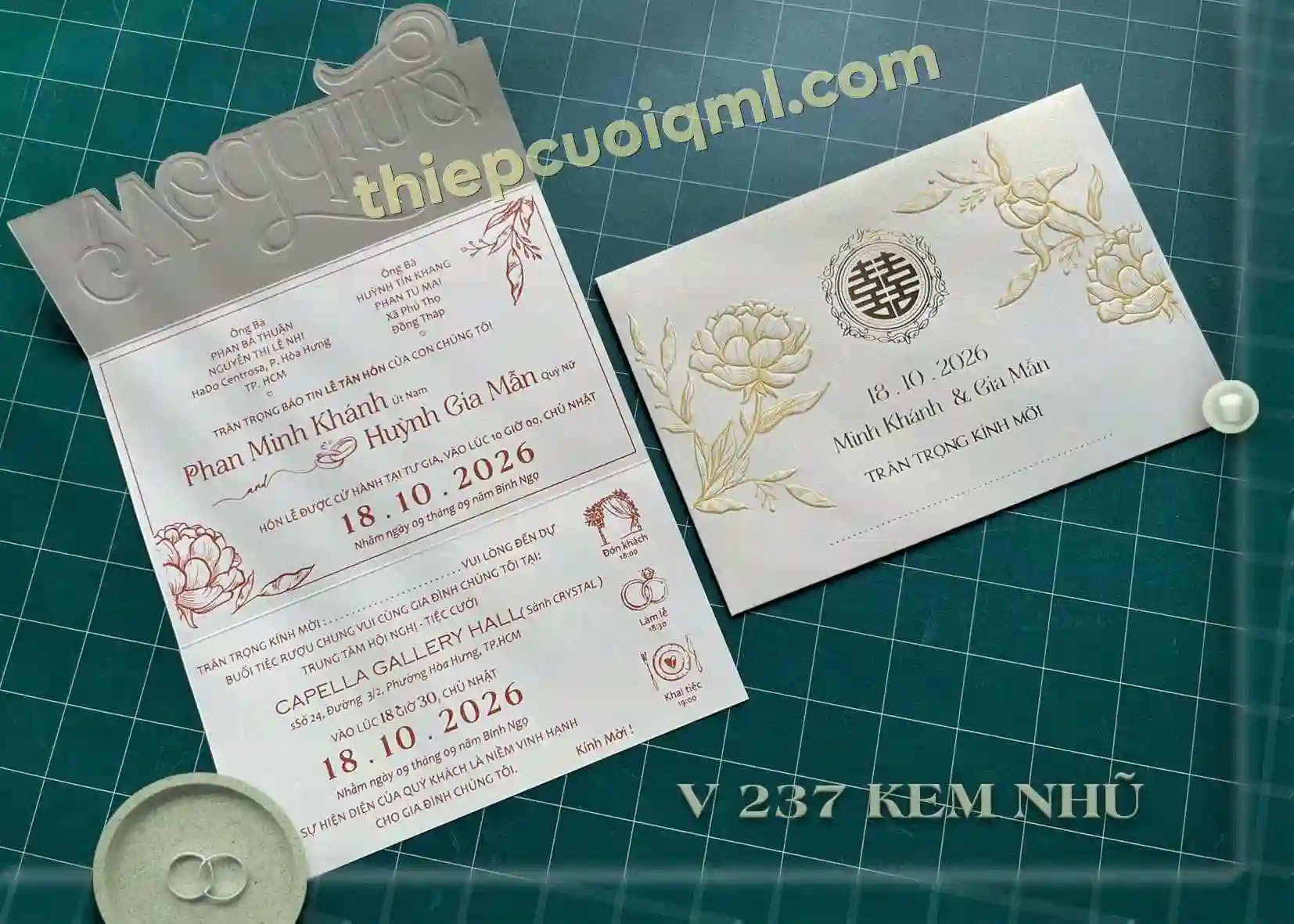 Thiệp cưới truyền thống V237 kem nhũ